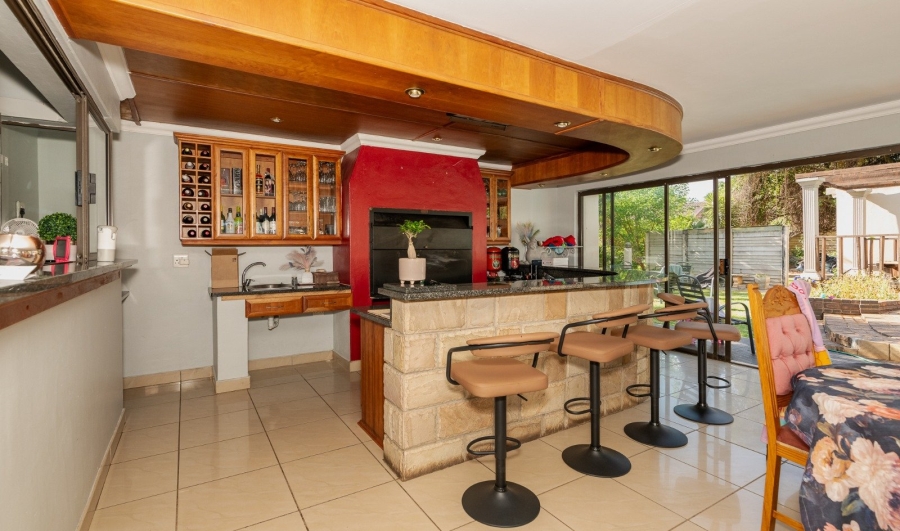 4 Bedroom Property for Sale in Wilkoppies North West